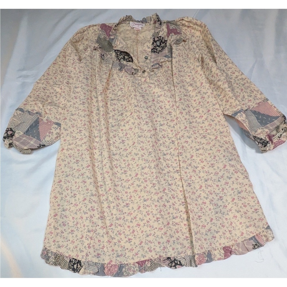 Brandywine Nightgown Womens Small Cream Vintage Floral Patchwork Ruffle